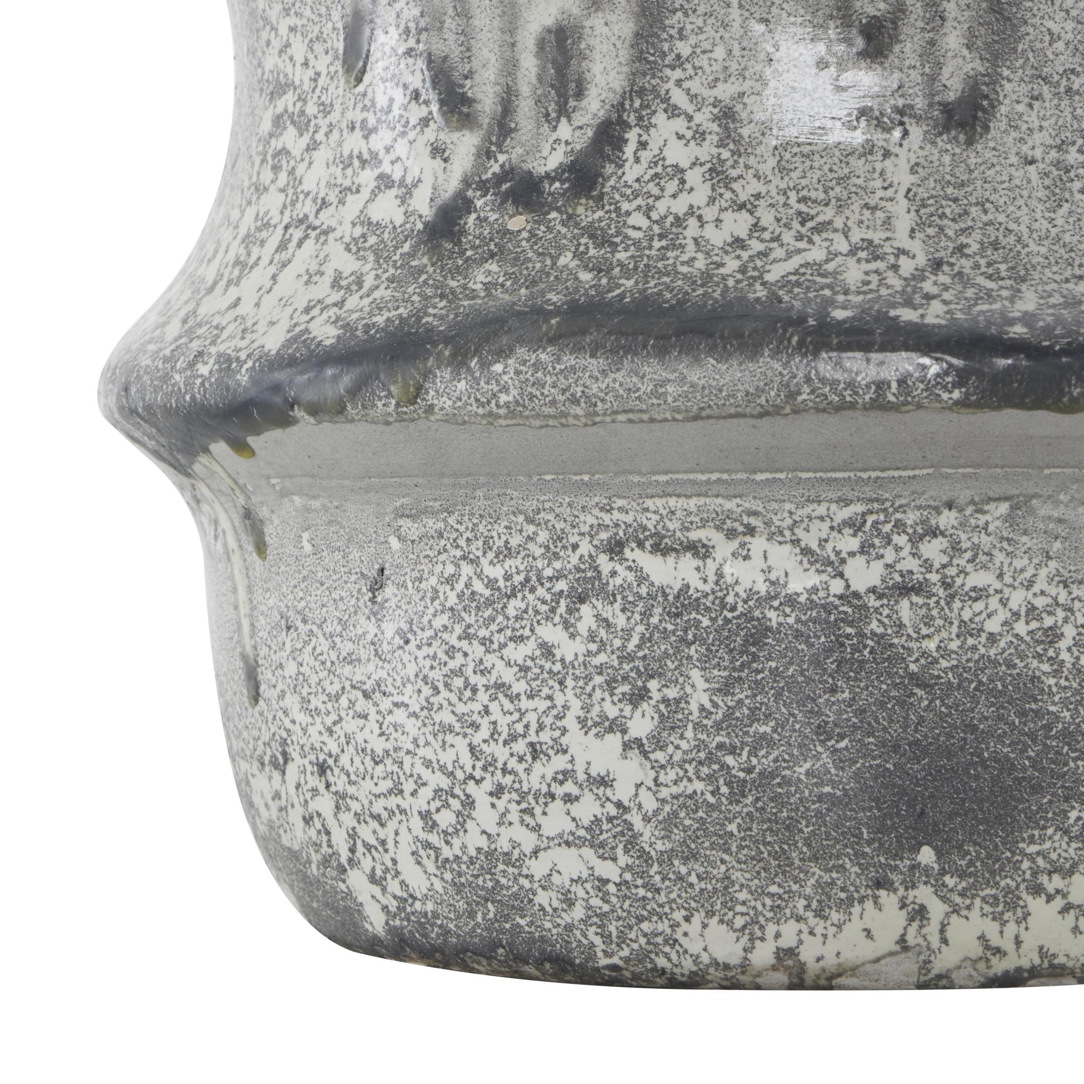 DecMode 15" Distressed Fluted Light Gray Paper Mache Vase with Light Gray Texturing and Ring Handle