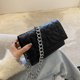 thumbnail image 3 of Bolsa Bolso de hombro con solapa y cadena de cuero PU para mujer, bolso acolchado con hilo (negro) JShteea Para Estrenar, 3 of 9