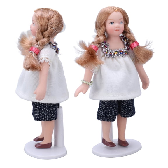 Figura Niña En Miniatura Escala 1:12 Rubia Camiseta Blanca Pantalones Cortos Niña Casa De Muñecas Figuras De Niña De Porcelana