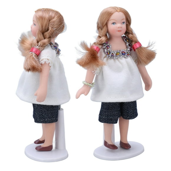 Figura Niña En Miniatura Escala 1:12 Rubia Camiseta Blanca Pantalones Cortos Niña Casa De Muñecas Figuras De Niña De Porcelana