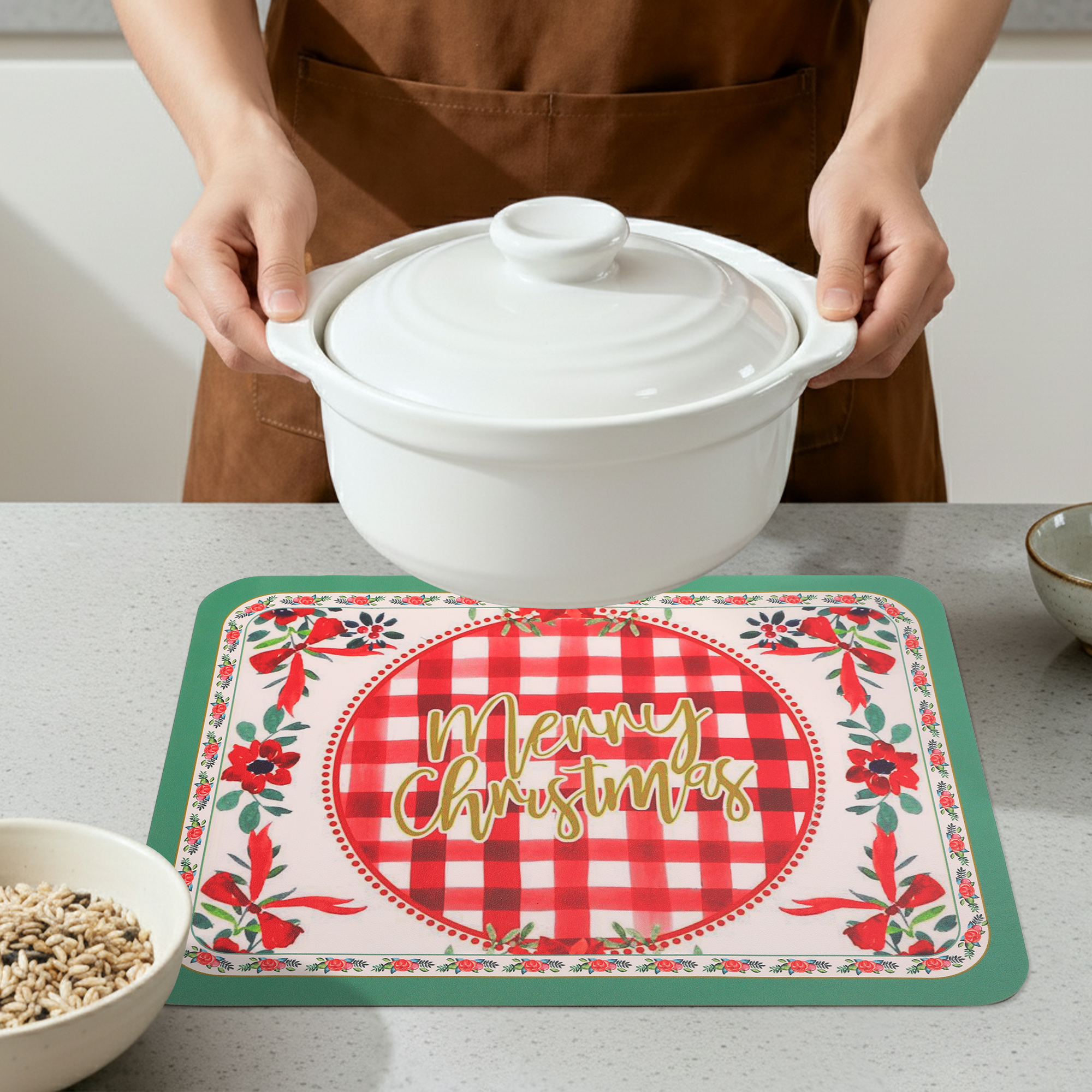 Unique Bargains Set of 6 Washable Leather Placemats Kitchen Table Mat Red/Green