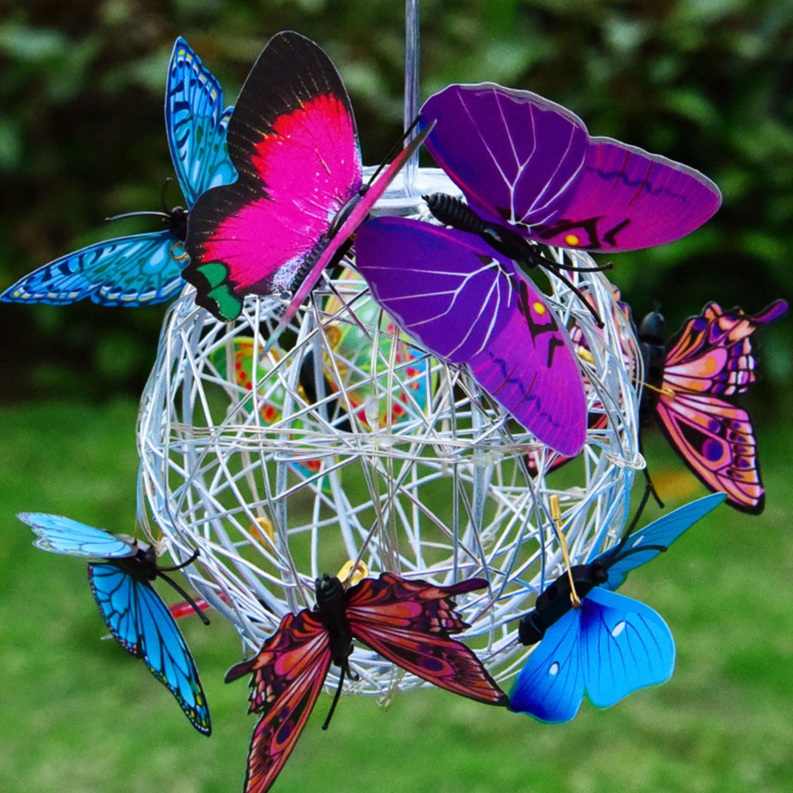 Hanging Butterfly Ball Solar Light – Outdoor Waterproof Globe With Butterfly Motif, 15 Cm, White Light, For Garden, Patio, Yard, Lawn Decor