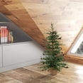 thumbnail image 3 of Árbol de Navidad Vickerman de pino caramelo de 30 cm con 684 puntas de PVC, 3 of 7