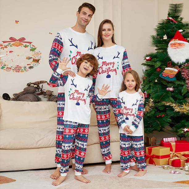 Nuevo conjunto de pijamas familiares con estampado de astas y letras de dibujos animados navideños para el hogar