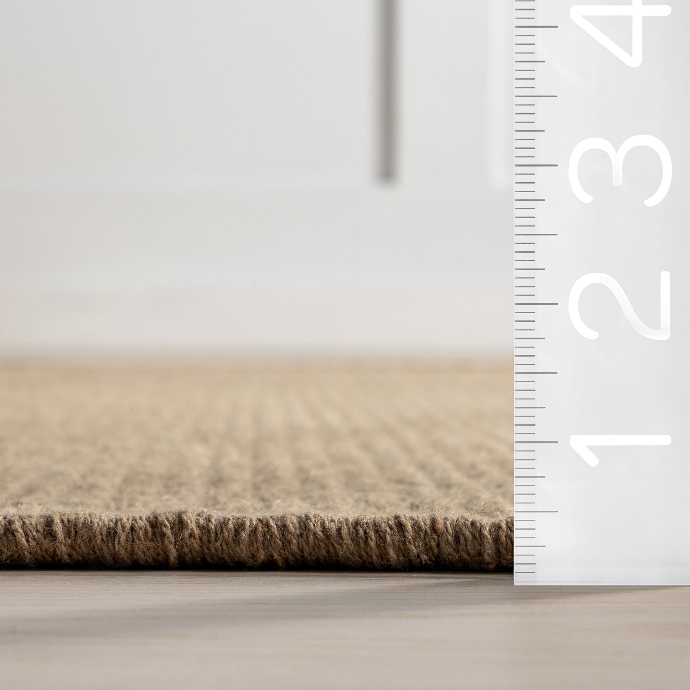 nuLOOM Ainara Solid Handmade Jute Area Rug, 6' x 9',  Natural