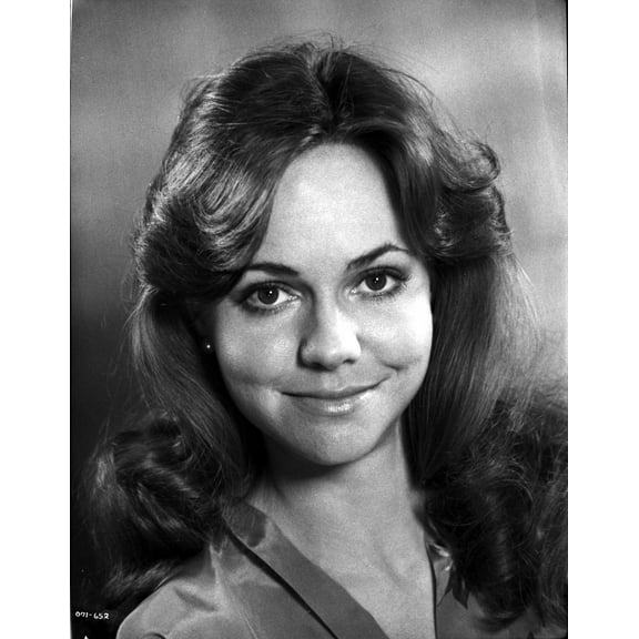 A portrait of Sally Field Photo Print (24 x 30)