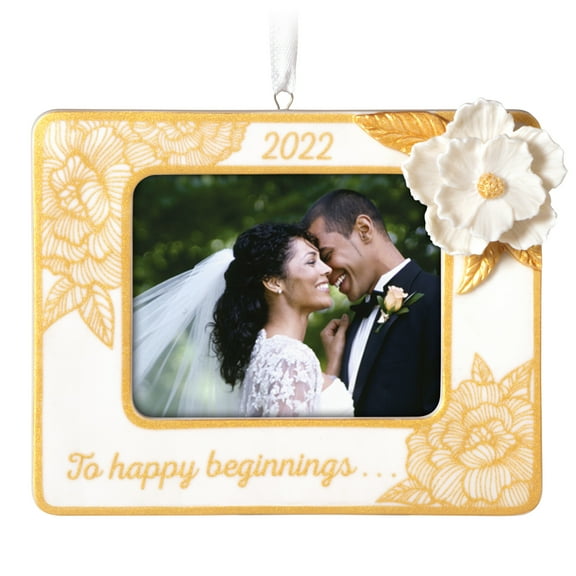 Hallmark Keepsake Ornament (Happy Beginnings 2022 Porcelain Photo Frame)