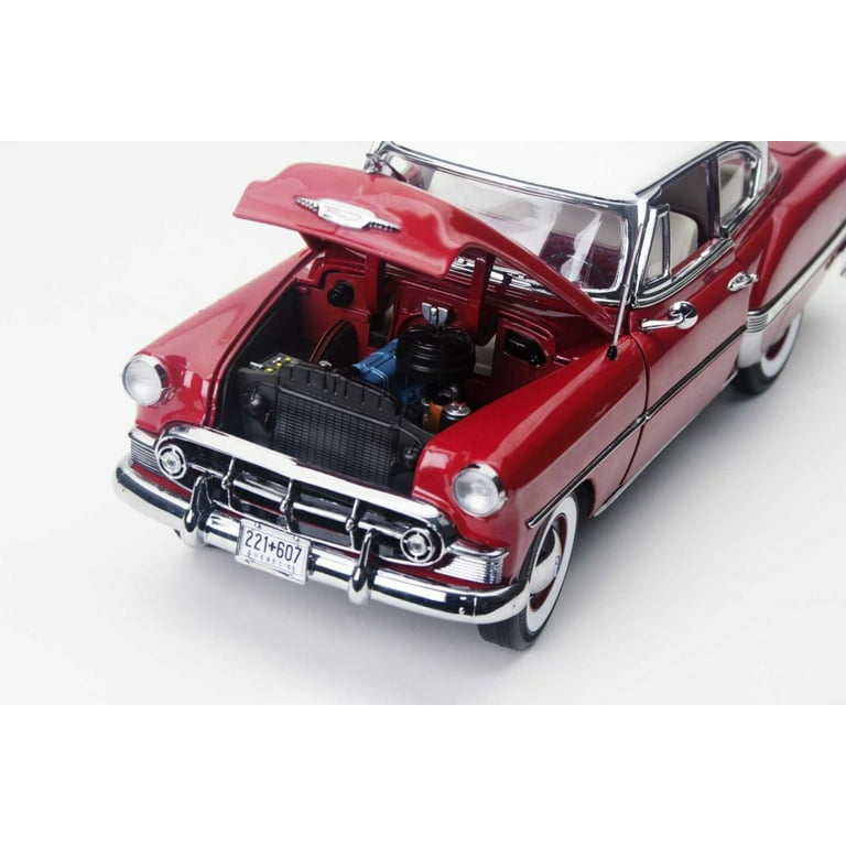 1/18 Sunstar 1953 Chevrolet Bel Air Hard Top Coupe (Yellow