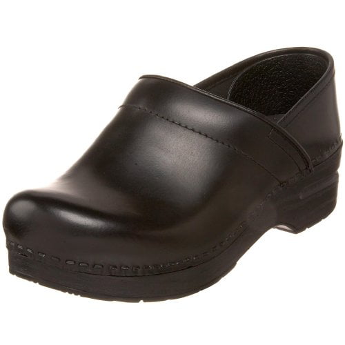 dansko professional tooled clog