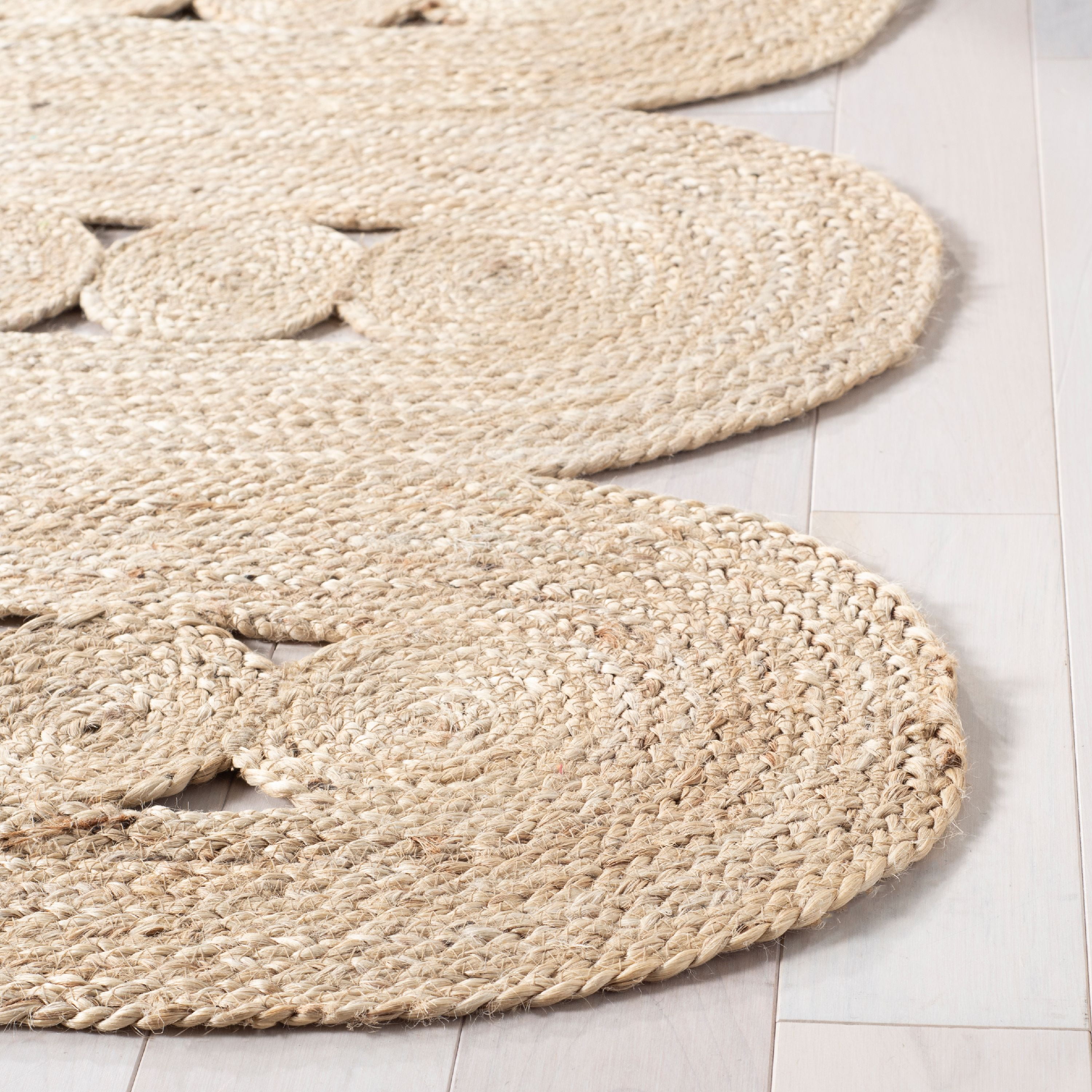 SAFAVIEH Natural Fiber Kaelee Braided Geometric Jute Area Rug, Ivory, 6' x 9'