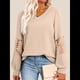 thumbnail image 4 of Blusas de Mujer con Cuello en V, Larga, Encaje, Elegantes, Informales, Modernas, de Gran Tamaño. Albaricoque XL, 4 of 7