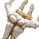 thumbnail image 4 of Candelabro de resina Gloria Mano de esqueleto Decoración de Halloween, 4 of 9