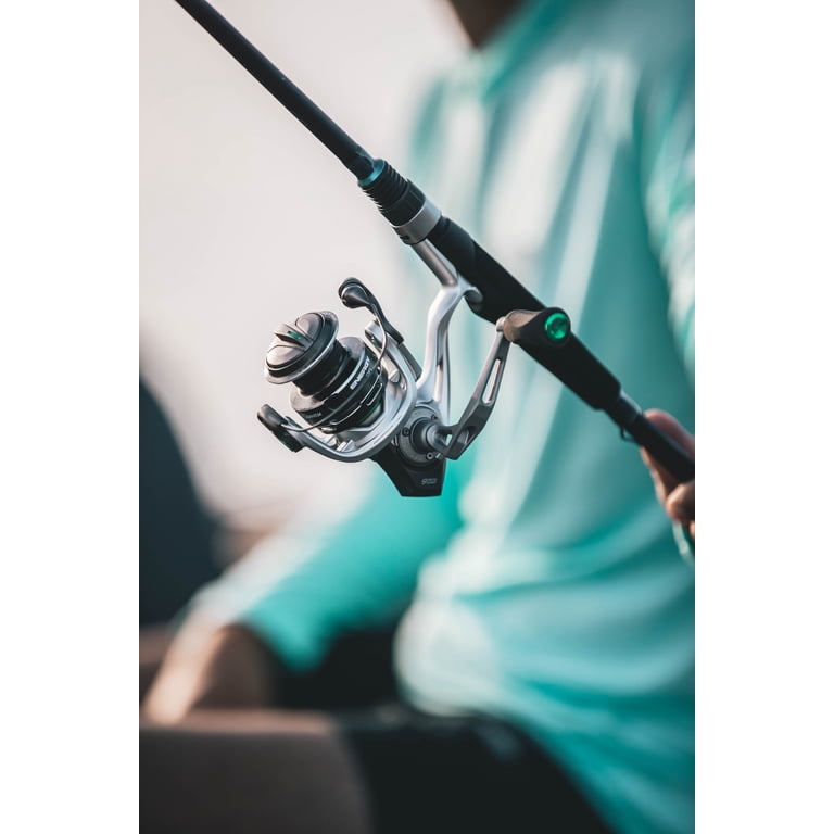 Quantum Energy S3 Spinning Fishing Reel, Size 30 Reel, Silver/Black Quantum Energy S3 Spinning Fishing Reel, Size 30 Reel, Silver/Black
