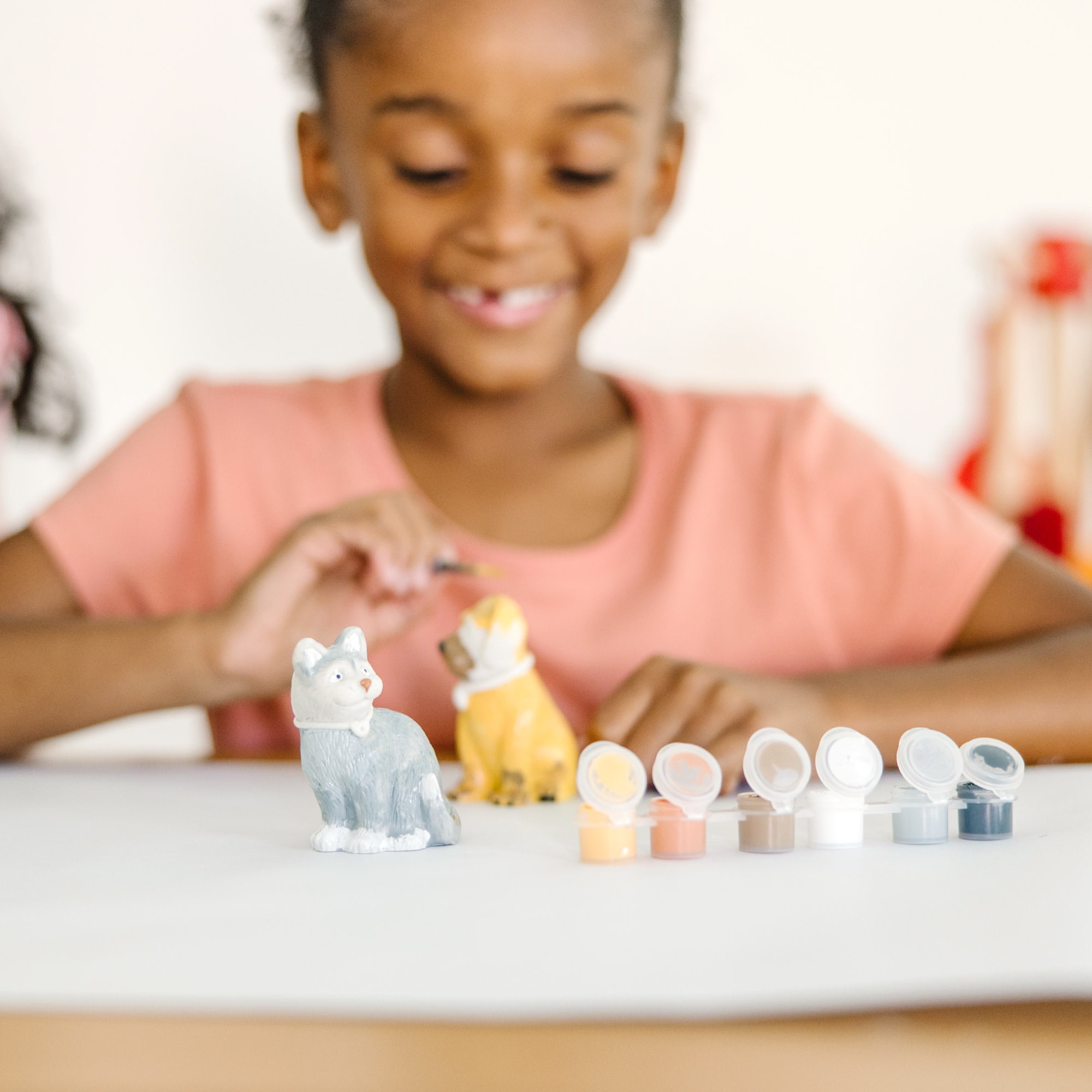 Melissa & Doug Created by Me! Pet Figurines Craft Kit (Resin Dog and Cat, 6 Paints, Paintbrush)
