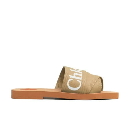 

Chloe Women s Woody Flat Sandal in Soft Tan