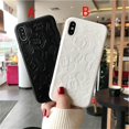 thumbnail image 1 of Funda suave de silicón/Couro Mickey/Disney 3D para iPhone 11/12/6/6S/7/8 Plus/X/XS Max/12mini, 1 of 3