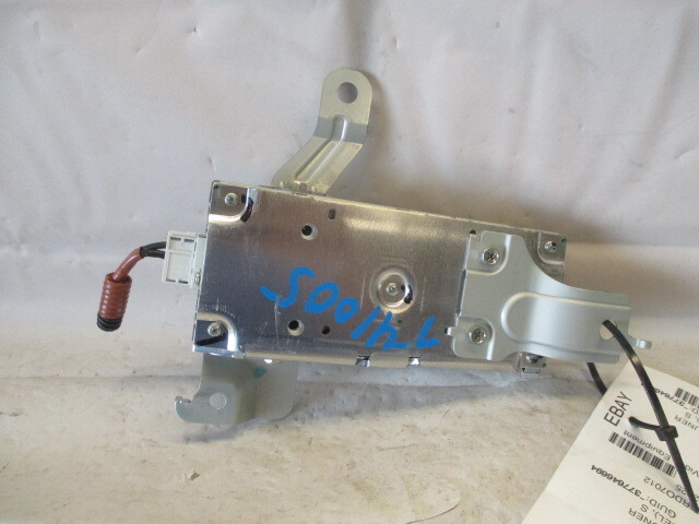 Pre-Owned 2016 2017 Honda Accord Radio Tuner Quarter Mount OEM - Verify Specific Vehicle Fitment In Description - (Good)