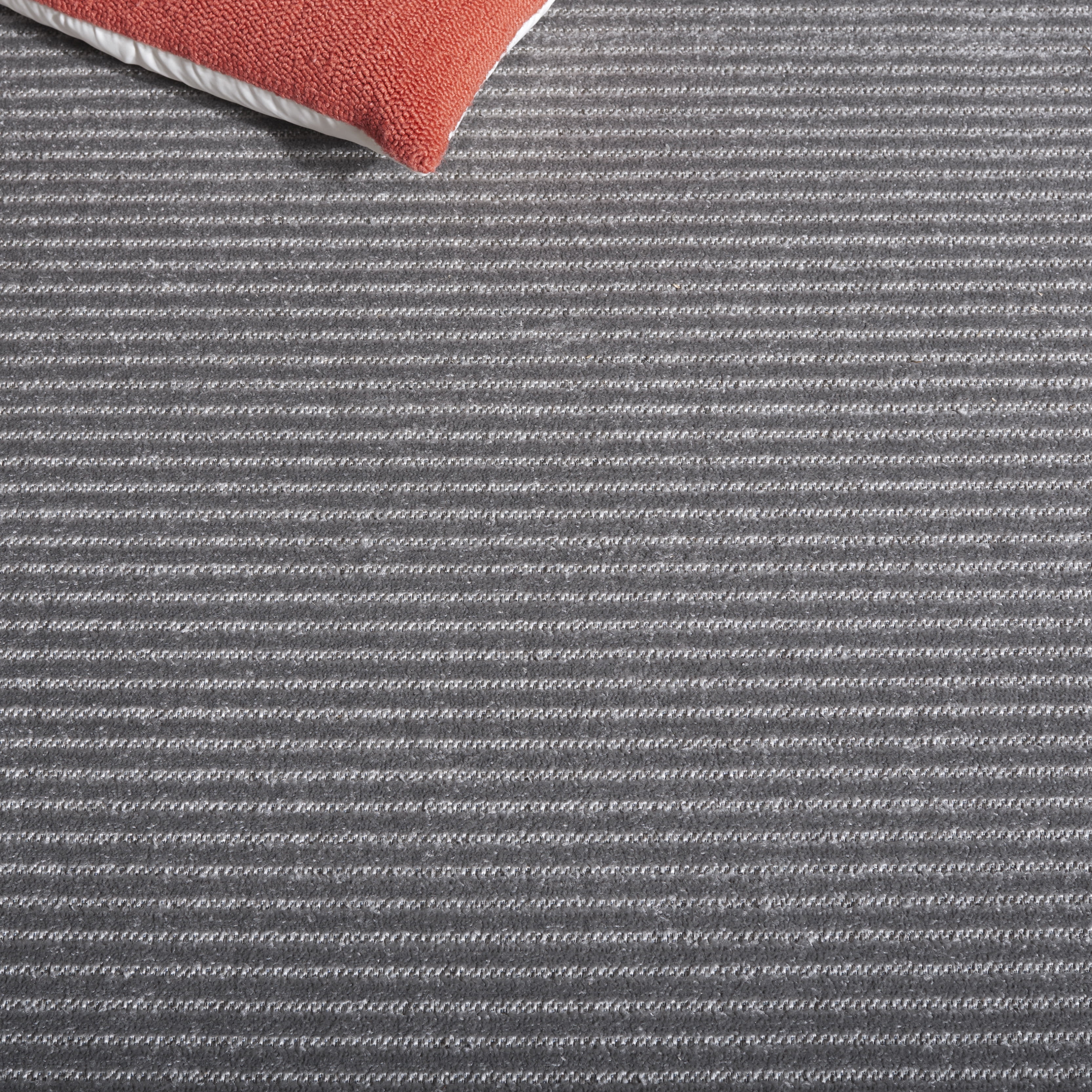 SAFAVIEH Cabana Henry Striped Indoor/Outdoor Runner Rug, Grey/Ivory, 2'2" x 9'