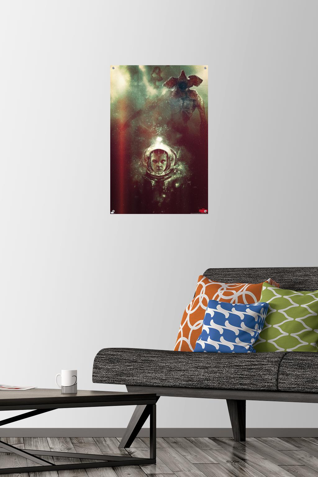 Netflix Stranger Things - Underwater Wall Poster with Pushpins, 14.725" x 22.375"