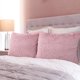 thumbnail image 1 of Funda de almohada suave de piel sintética PiccoCasa de 2 piezas con cremallera en color rosa malva estándar, 1 of 1