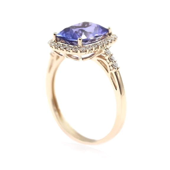 14Kt Yellow Gold Tanzanite With Diamond Ring