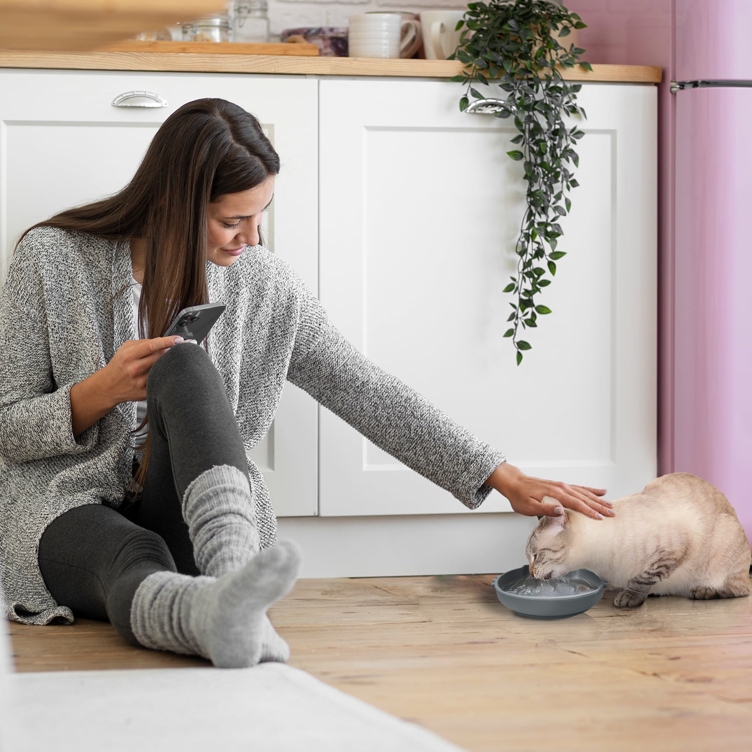 P.T. Supply Co. Gray Cat Shaped Silicone Pet Bowl with Non-Slip Suction Base