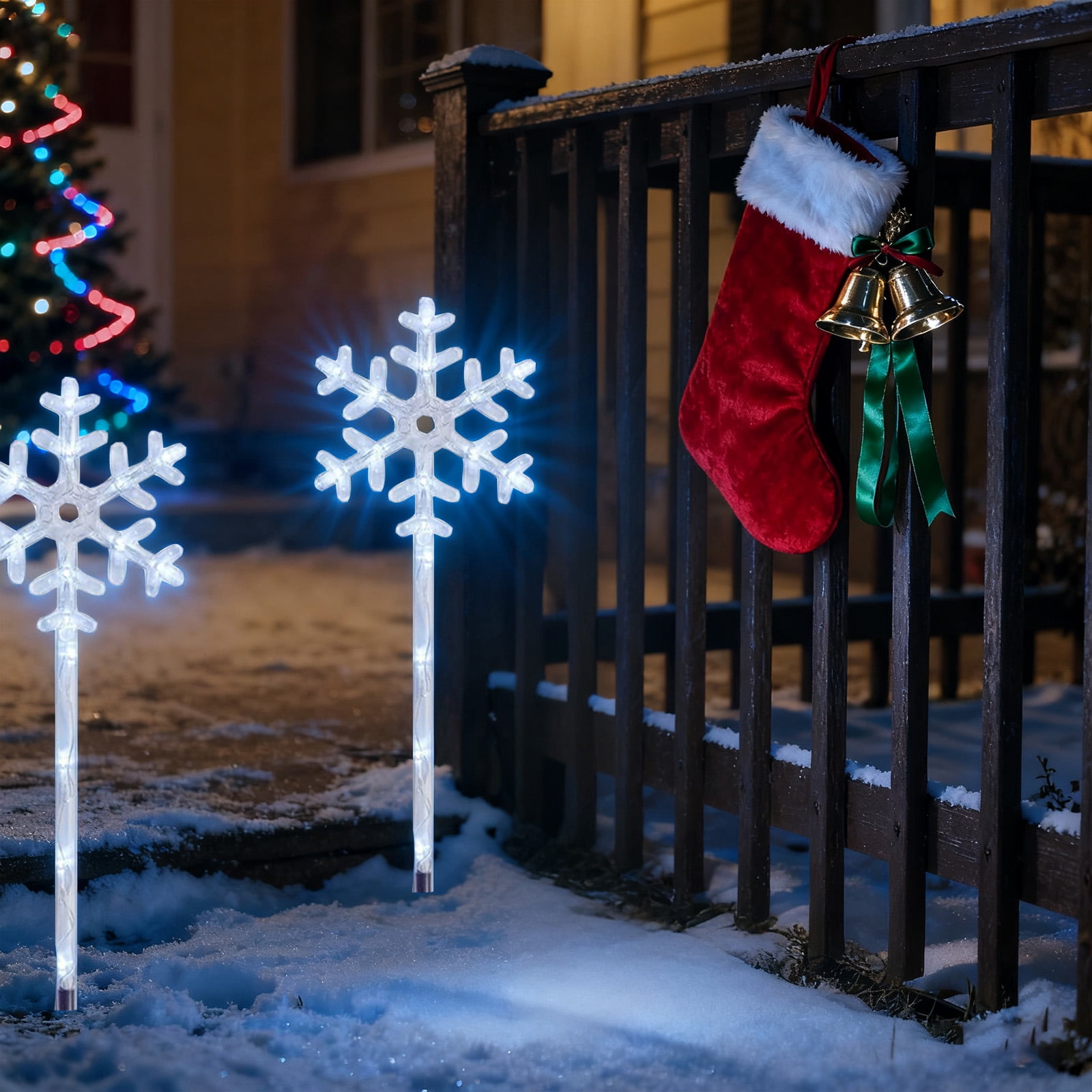 Solar Christmas Lights Outdoor Decorations,Solar Powered Snowflake Lights,Waterproof Xms Garden Stake Lights Outdoor Christmas Decorations for Patio Y