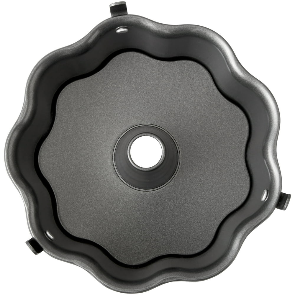Wilton Scalloped Angel Food Cake Pan, 6 Inch