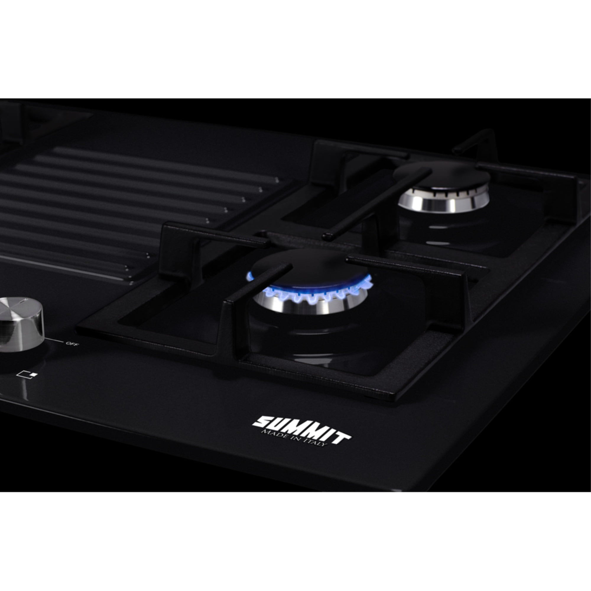 30" wide 4-burner gas cooktop in black with sealed burners and cast iron grates