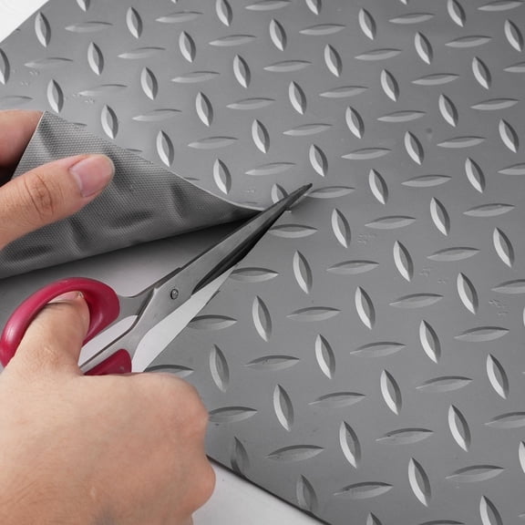 4.9x19ft Garage Floor Mat, Anti-Slip PVC Vinyl Flooring Roll, Diamond Texture Gray Garage Mat for Cars, Trailers, Gyms – 93 Sqft Coverage, Easy DIY Installation