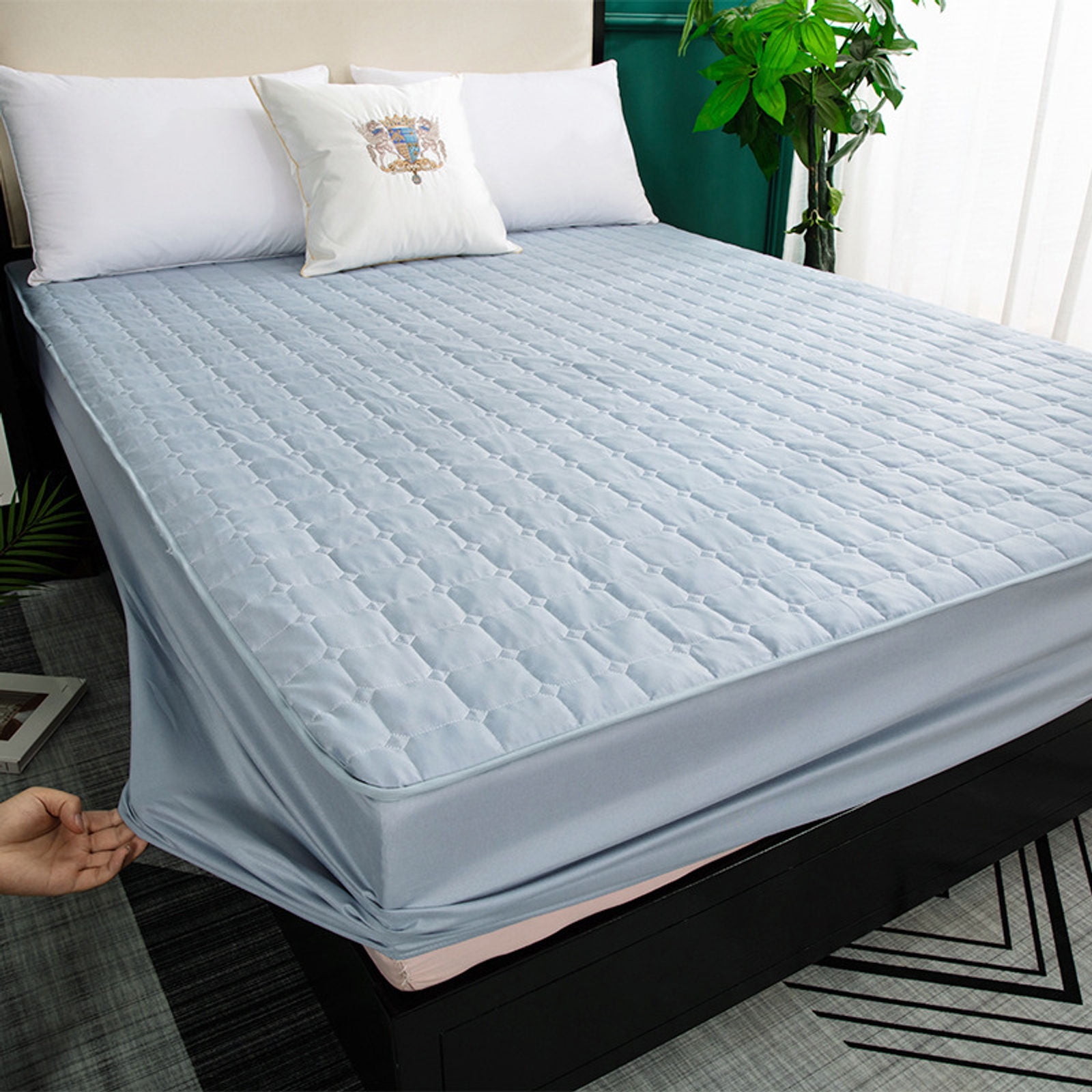 Allinclusive Warm Waterproof Mattress Cover With Heavy Fill Quilted Jacquard AntiSlip Mattress
