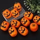thumbnail image 5 of Injueey Adorno de calabaza de Halloween Festival Fiesta de vacaciones Sala de estar Ventana Puerta Patio Árboles Jardín Porche Estante Kits de decoración para fiestas, 5 of 6