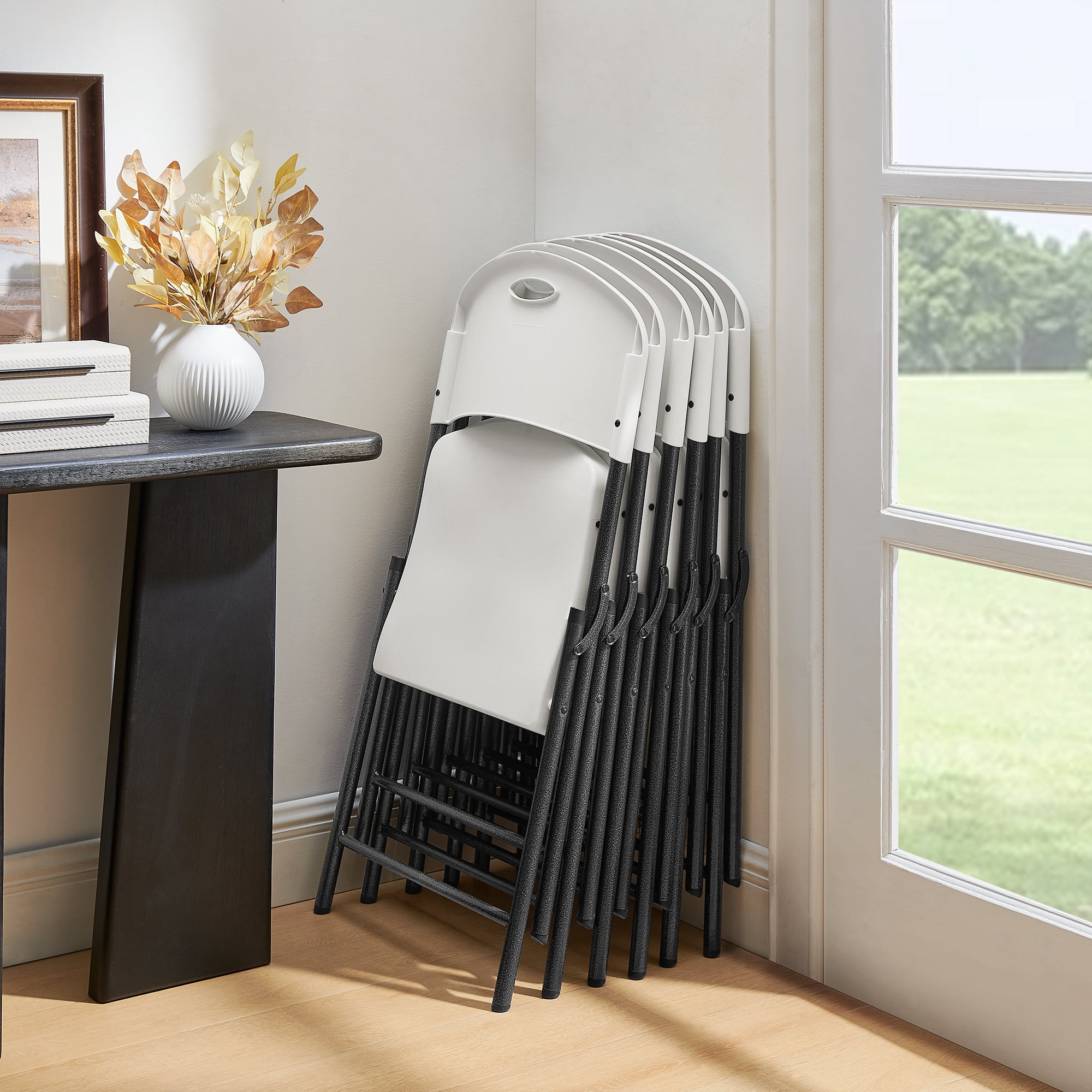 Mainstays Premium Heavy Duty Resin Folding Chair, White (Set of 4)