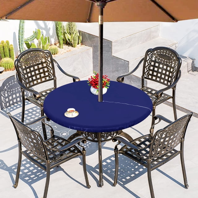 HAHDAXIA Nappe Ronde d'Extérieur avec Trou pour Parasol - Housse de Table Ajustée en Vinyle Imperméable et Résistante aux Taches avec Endos en Flanelle, Bord Élastique, Convient aux Tables jusqu'à 45 Pouces-56 Pouces de Diamètre, Bl