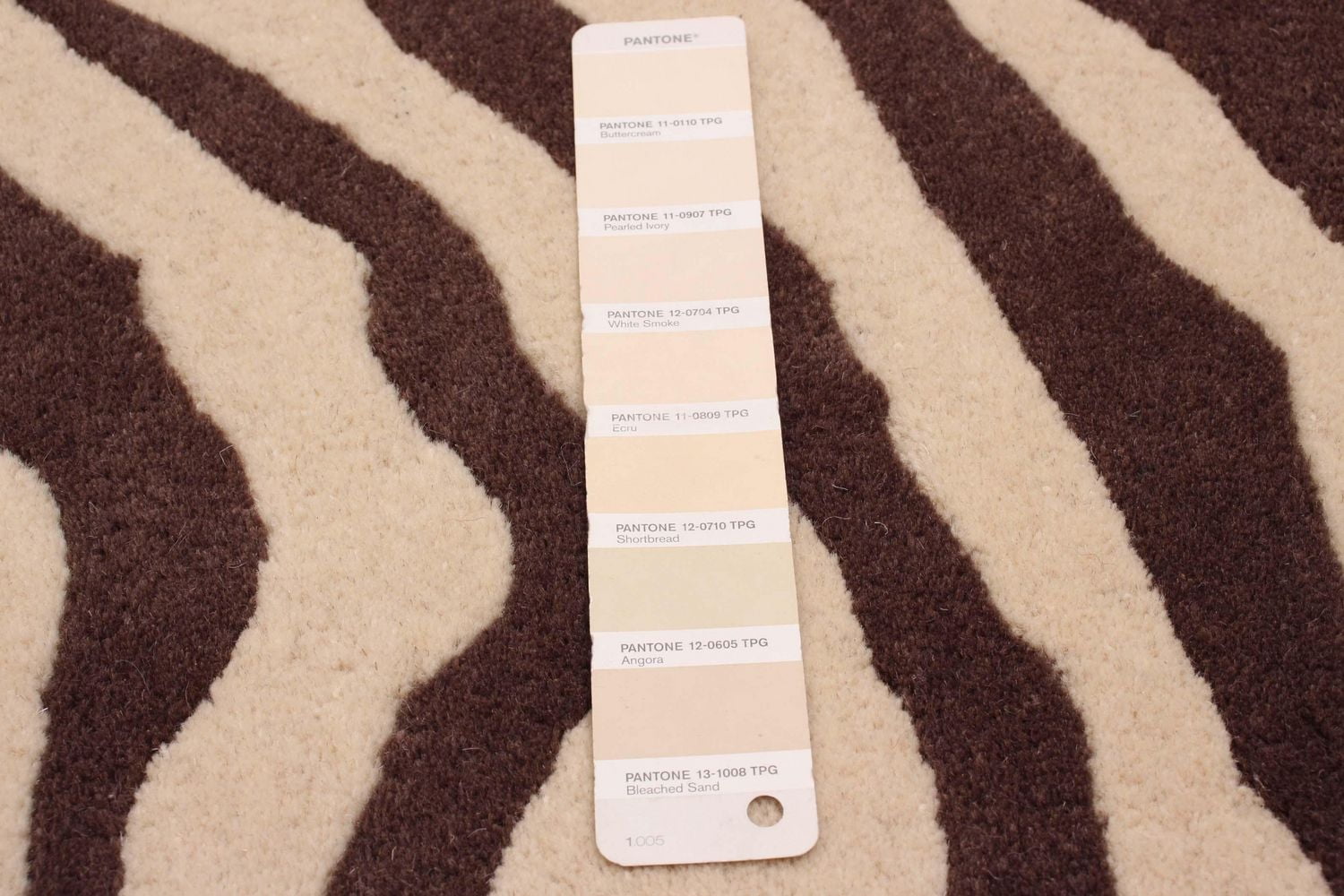 ECARPETGALLERY Timeless Ivory Rug 3'0" x 5'0"