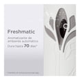thumbnail image 2 of Difusor automático Air Wick frutos rojos + aromatizante  250 ml, 2 of 4