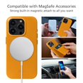 thumbnail image 4 of Funda magnética de cuero para iPhone 15 Pro de 6,1", 4 of 9