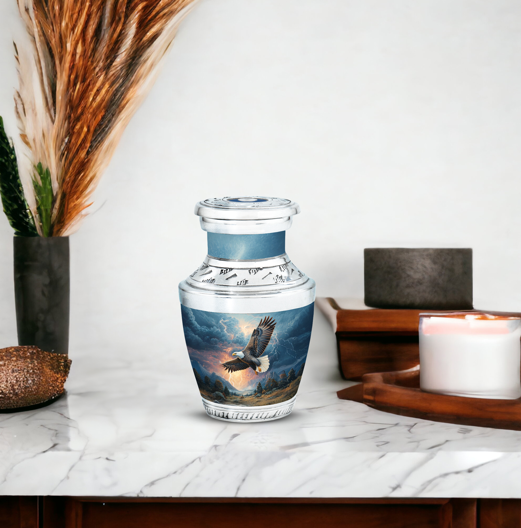 SABURIAL Eagle Urn - Keepsake Burial Urns For Ashes Adult Women - Decorative Urn For Male & Female - Funeral Urns - 3 Inch