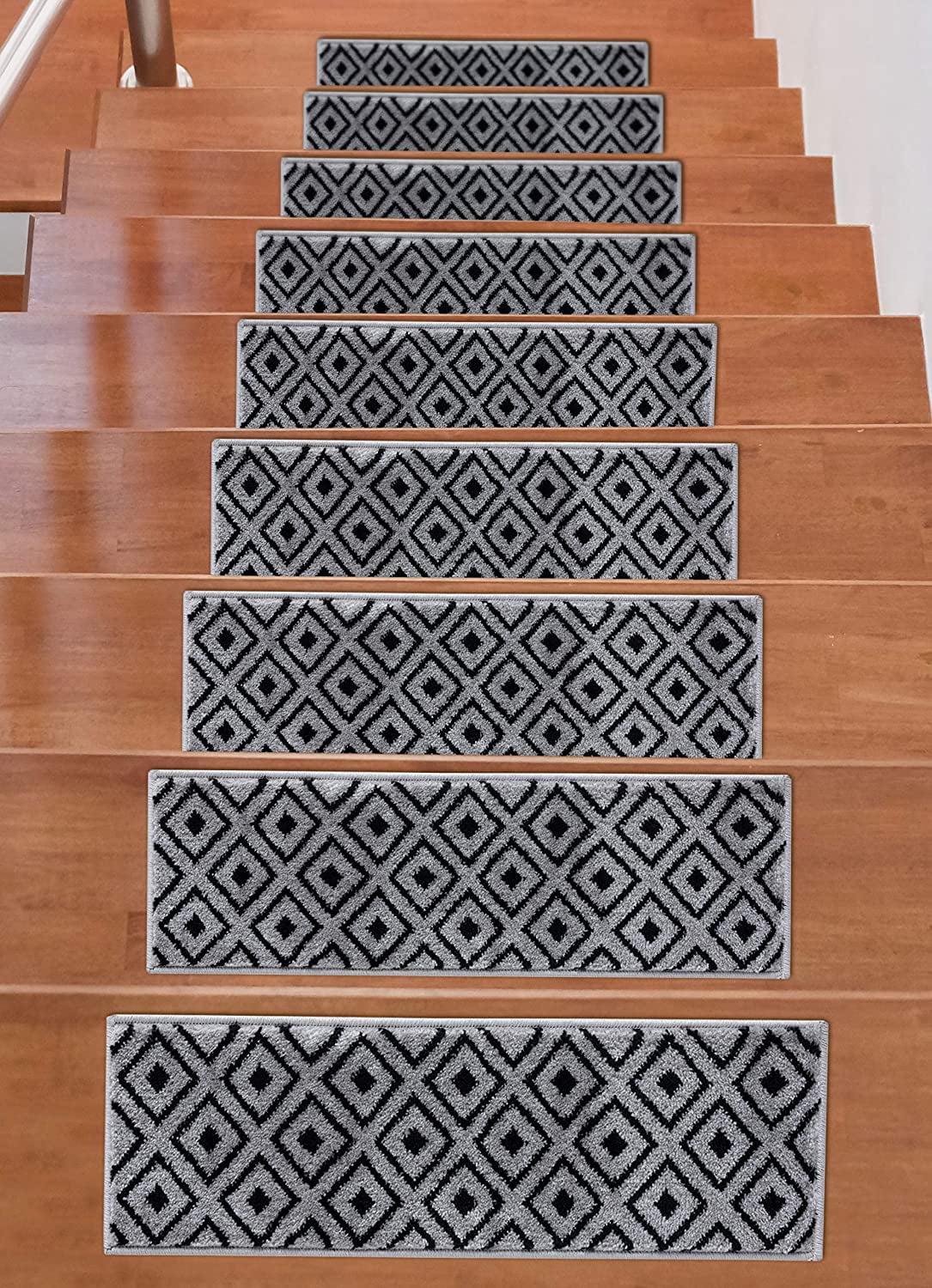 Rug Depot Set of 13 Traditional Non Slip Carpet Stair Treads 26" x 9" Ivory Poly 