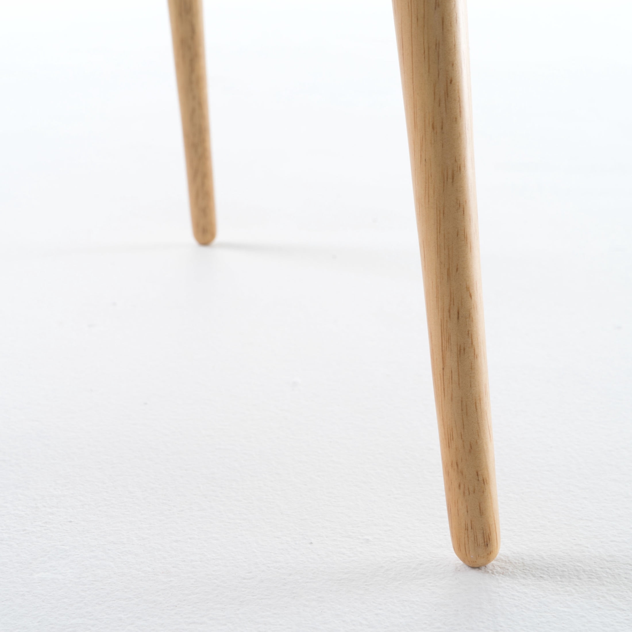 Arlana Faux Wood and Rubberwood End Table, Natural