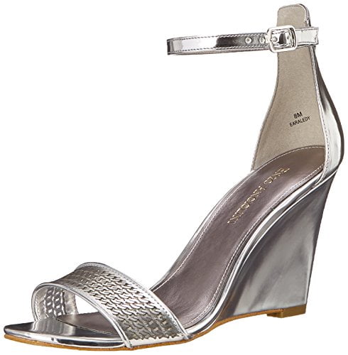 enzo angiolini wedge sandals