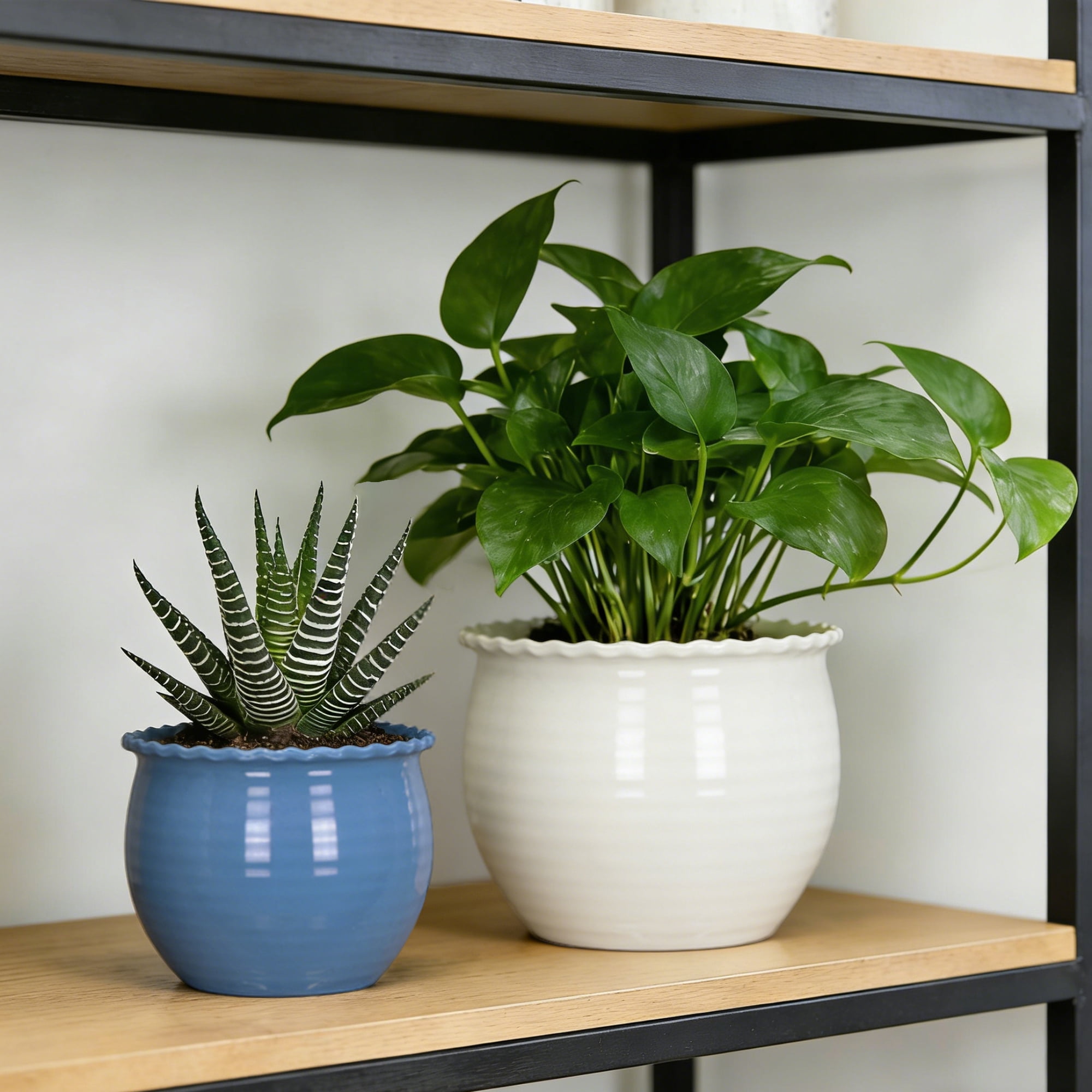 Mainstays Brooke 8" x 8" x 6.5" Round Vanilla Dream 100% Recycled Resin Planter