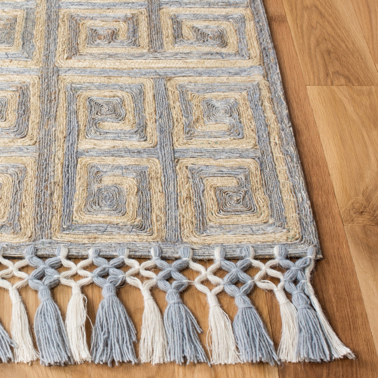 SAFAVIEH Sahara SAH410F Handmade Grey / Beige Rug