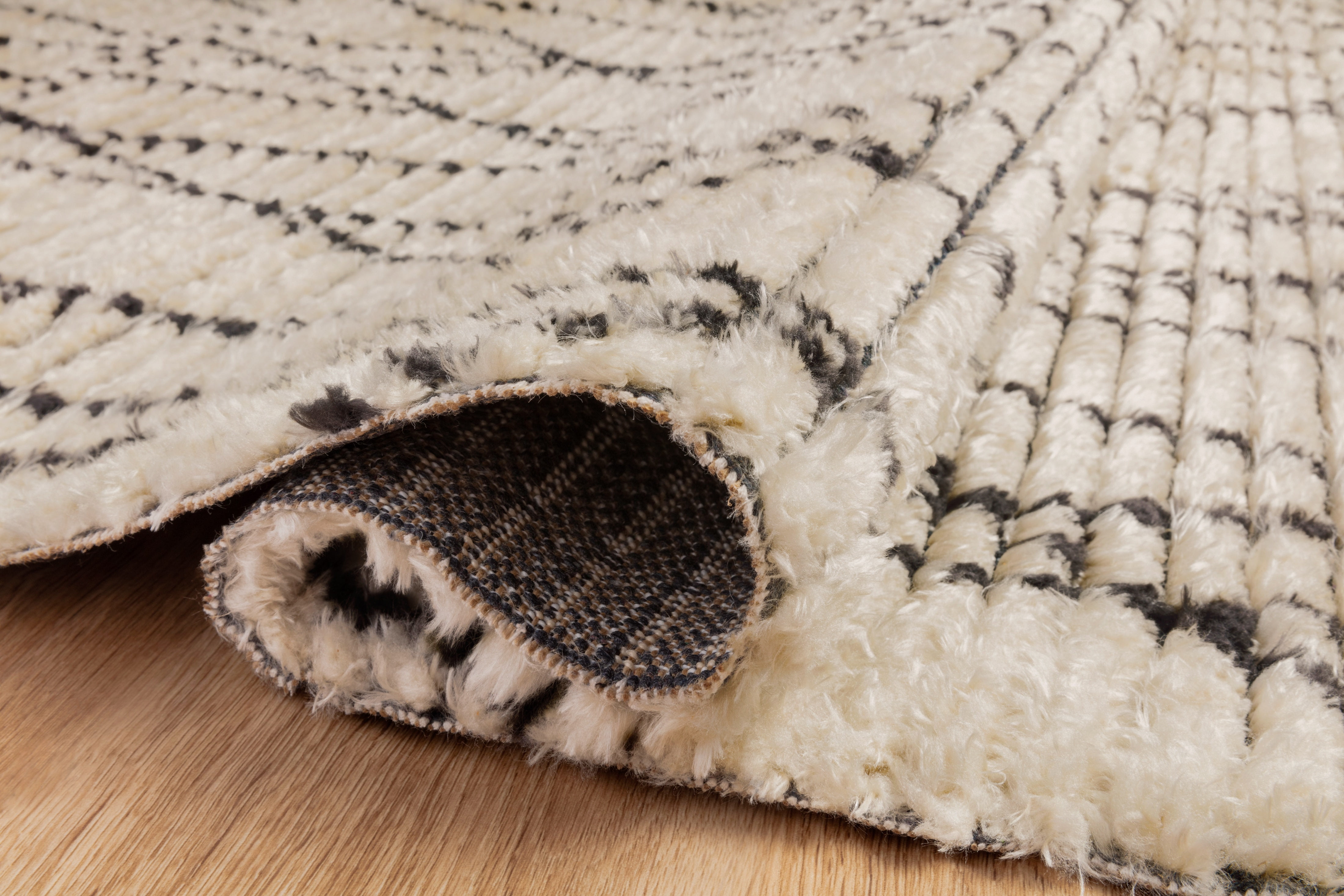 Chris Loves Julia x Loloi Alice Cream/Charcoal 2'-7" x 12'-0" Area Rug