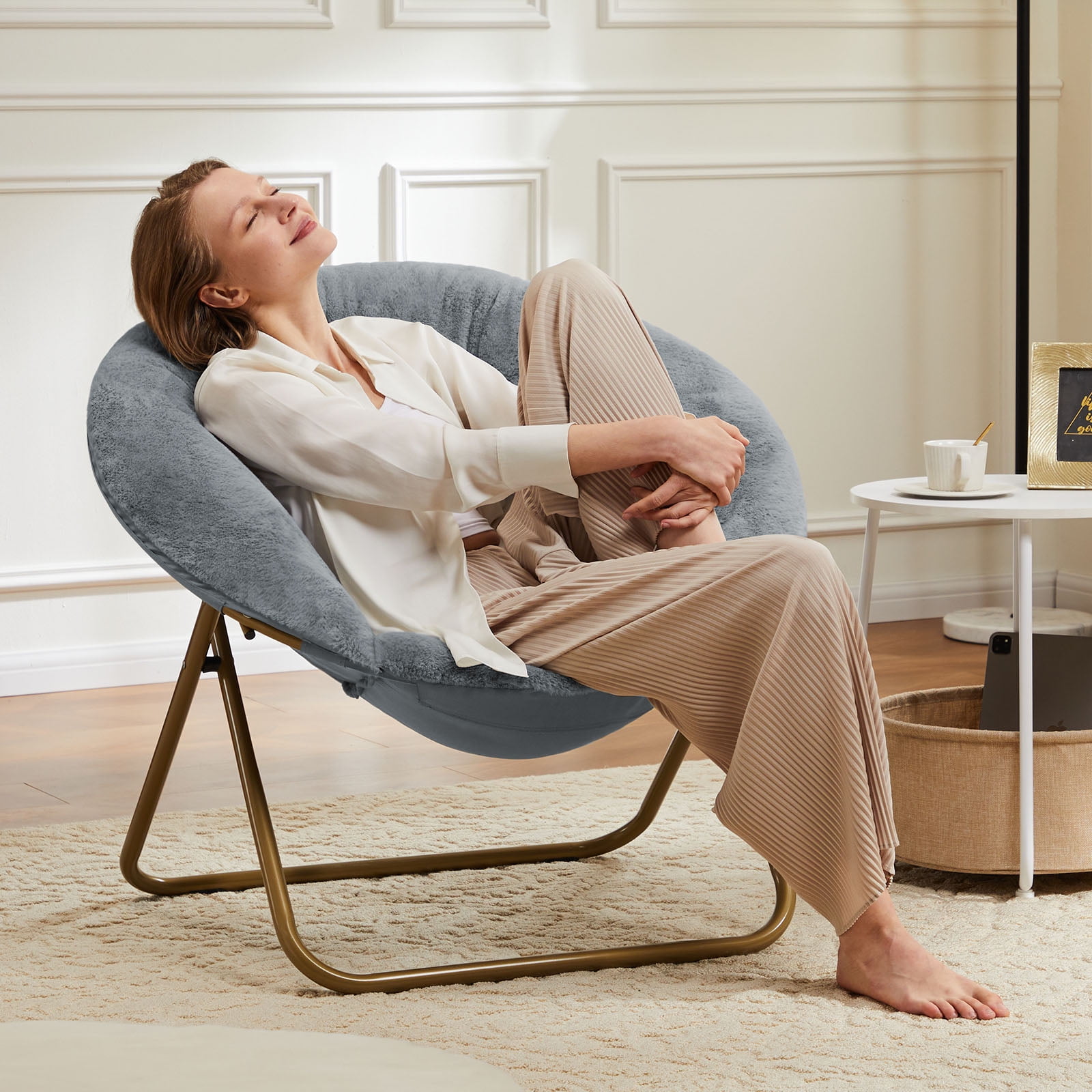 Faux Fur Disc Chair for Living Room and Bedroom, Comfortable Round Lounge Seat, Adult Size