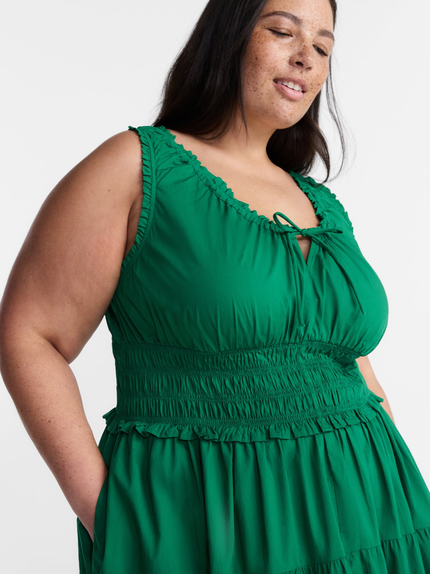Terra & Sky Women's Plus Sleeveless Smocked Dress, Sizes-0X-5X