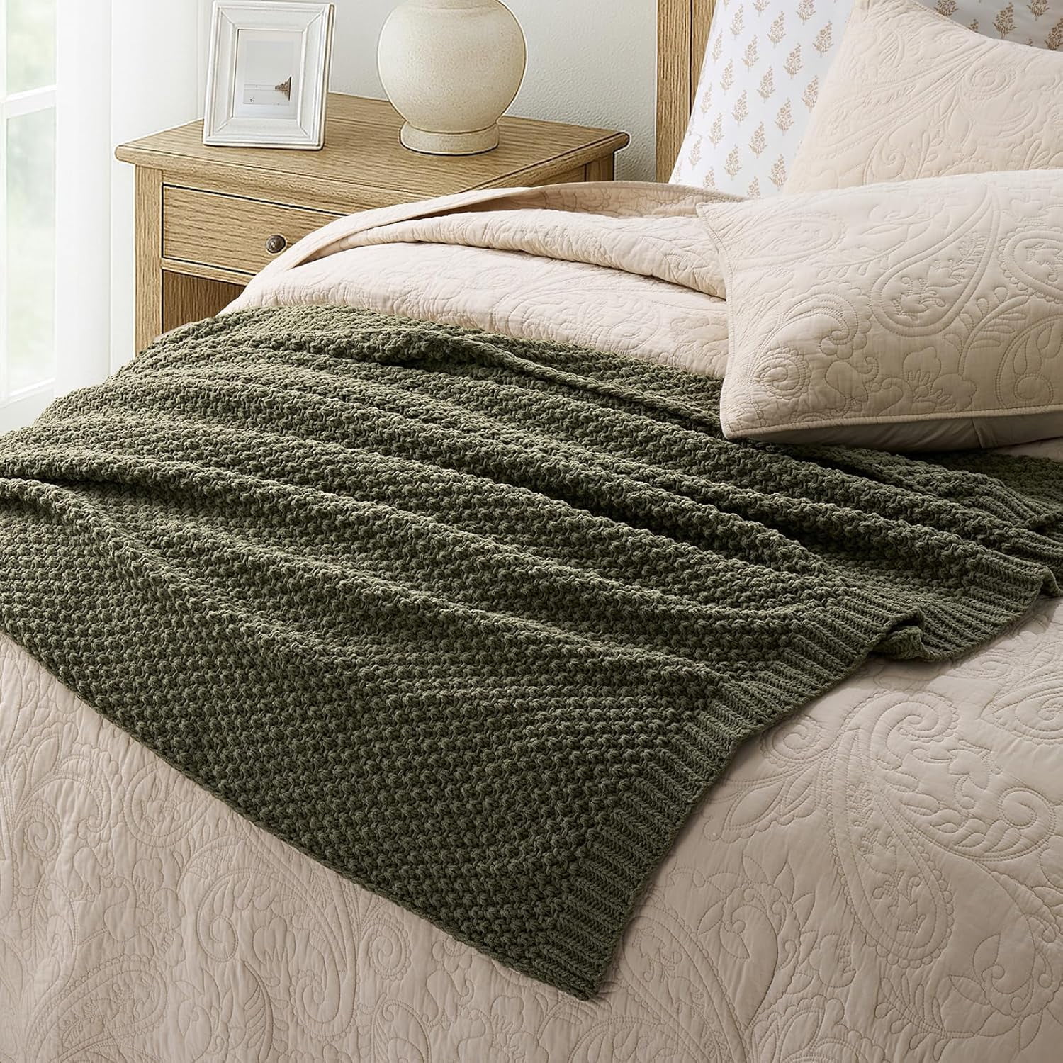 EVERGRACE Chunky Chenille Knit Throw Blanket for Couch, Soft Luxurious Moss Stitch Blankets for Bed, Cozy Decorative Farmhouse Knitted Throws for Sofa, Olive Green, 50" x 60"