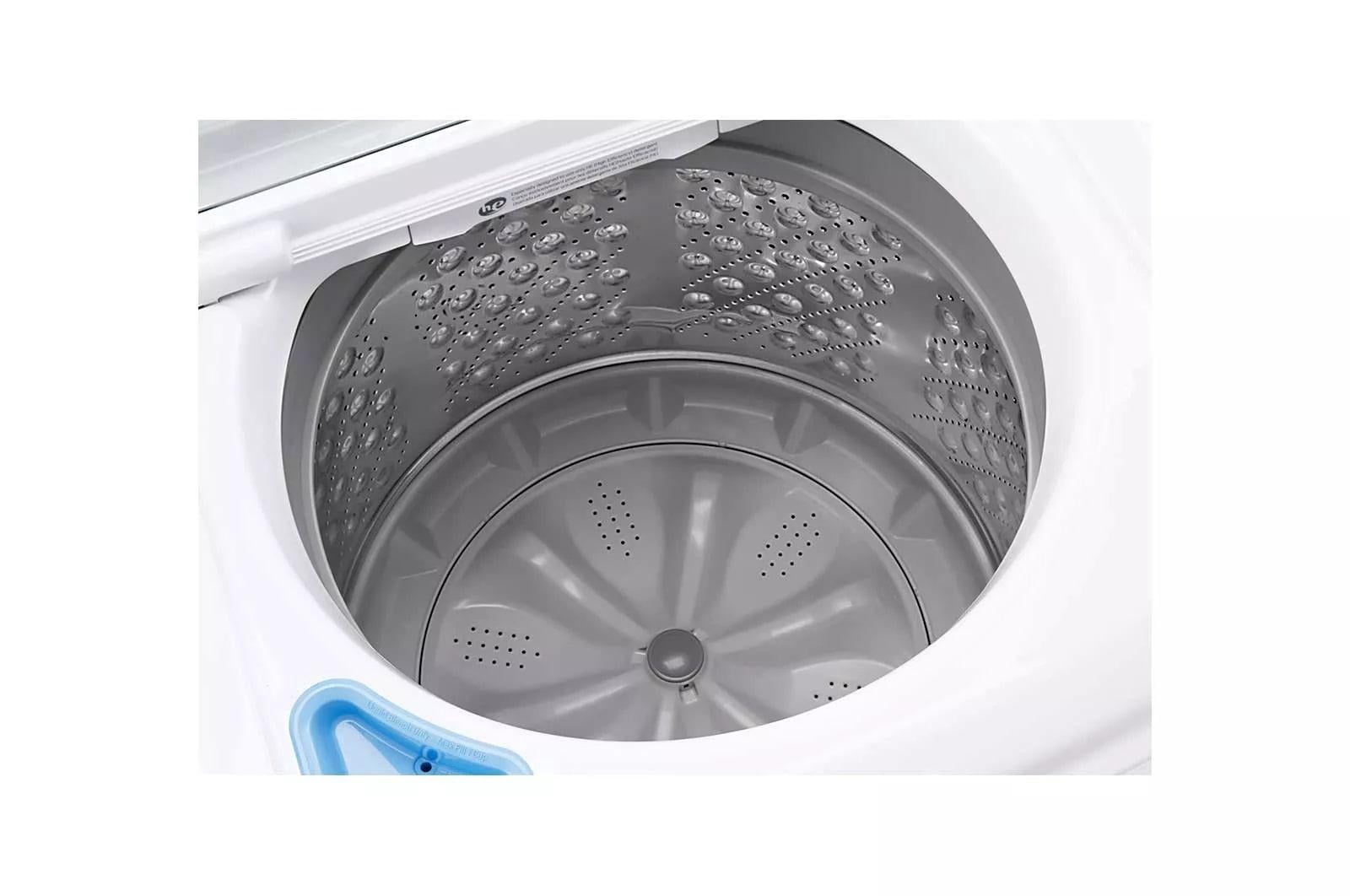 LG 4.5 cu. ft. Ultra Large Capacity Top Load Washer with TurboDrum(TM) Technology - WT7000CW