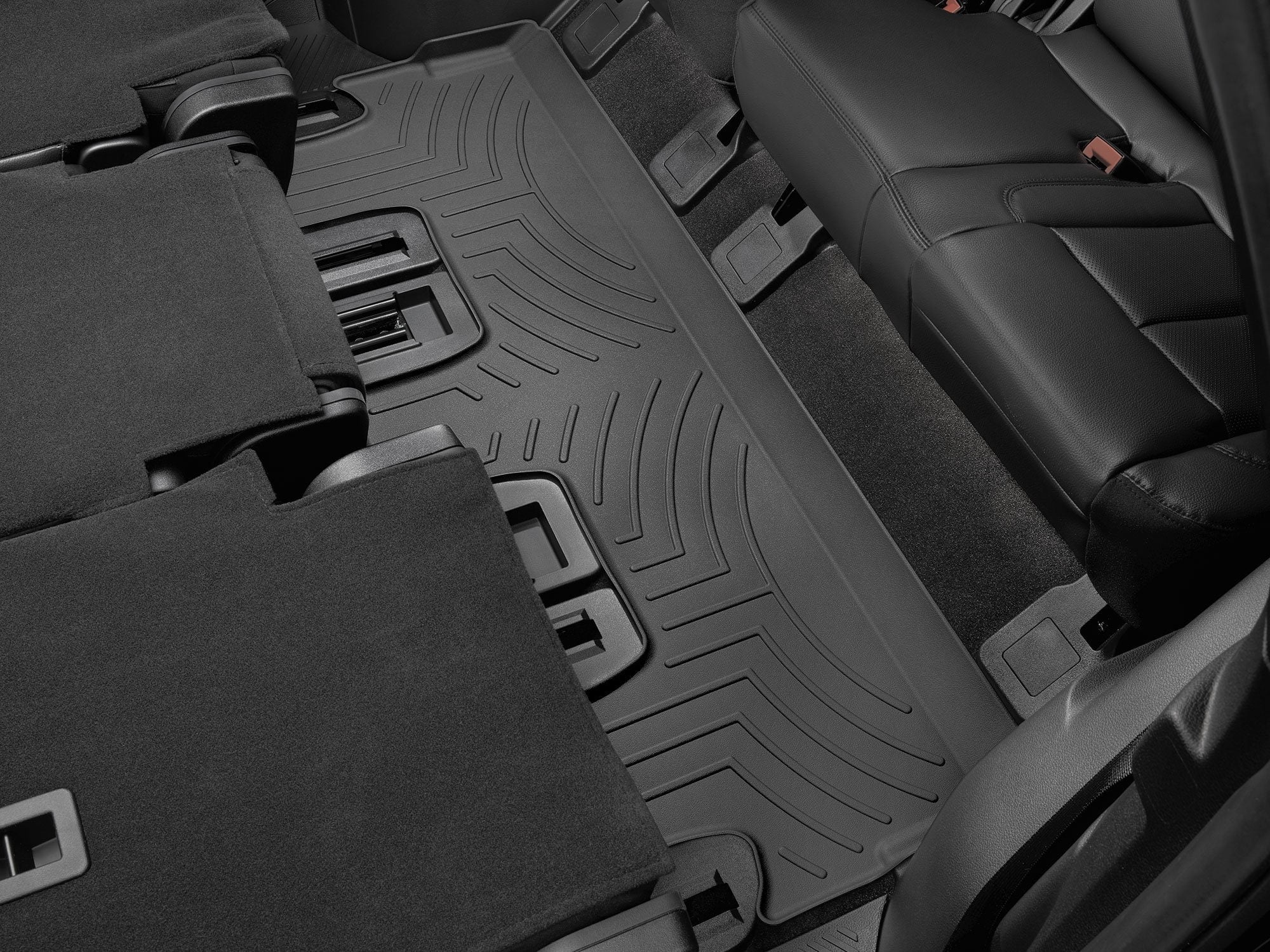 WeatherTech Custom Fit FloorLiners compatible with Expedition Max, Navigator L - 3rd Row, Black
