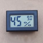 HEALEEP Lecteur de température Thermomètre Hygromètre Noir Large LCD Écran d'affichage avec affichage du temps 1Set
